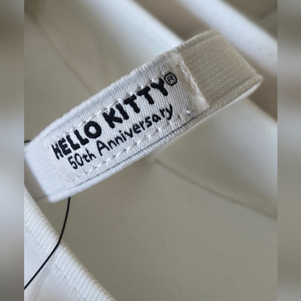 Hello Kitty Ballerina White Flats with Bow Detail - Picture 5 of 15
